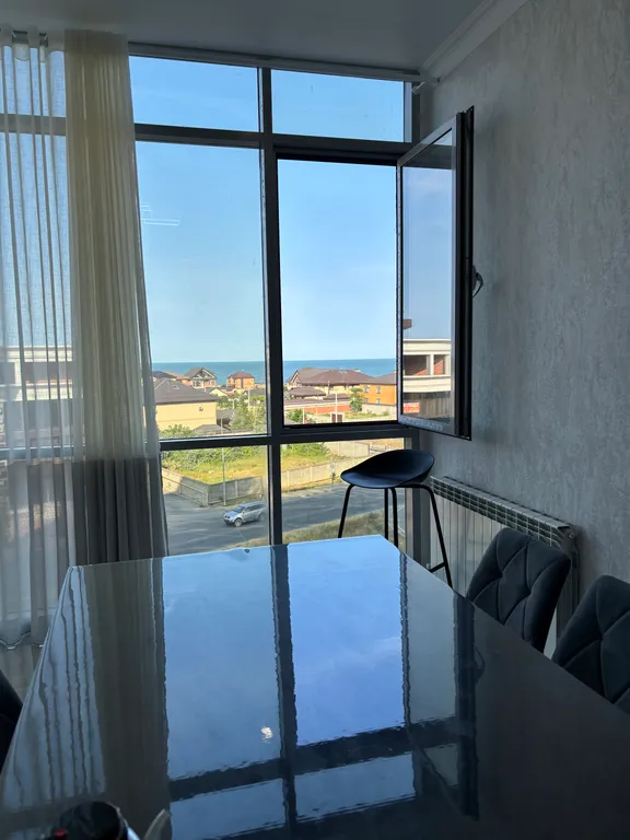 Апартаменты с панорамными окнами и видам на море