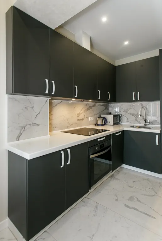 Студия на первой береговой