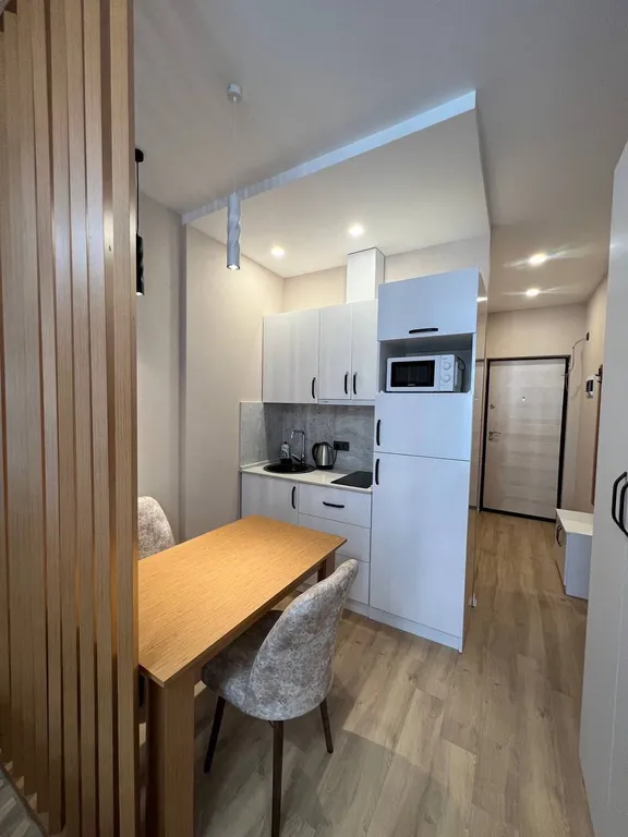 Студия с новым ремонтом в Dar Tower