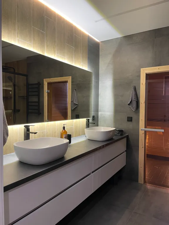 Уютный дом с живописным видом на лес