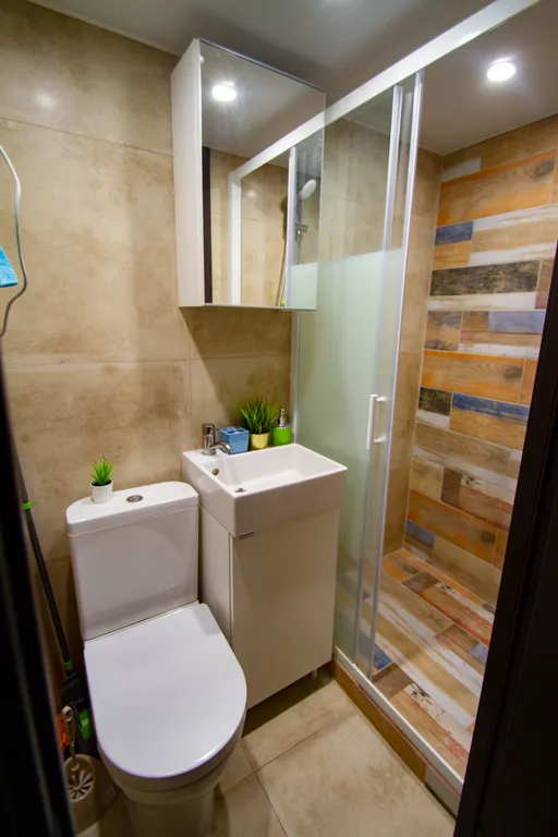 Двухъярусная студия с дизайнерским ремонтом