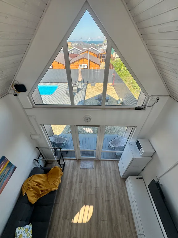 Коттедж Коттедж Barn House на берегу моря — Кучугуры