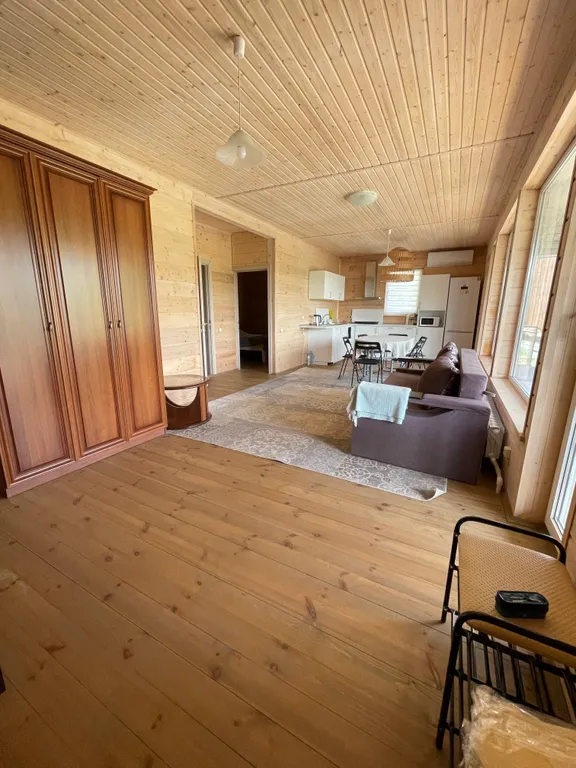 Дом для большой компании с видами на горы и озеро