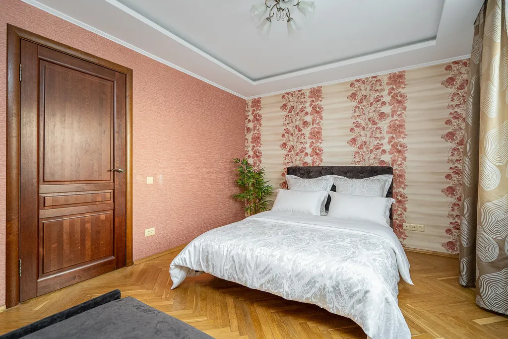 Трехкомнатная квартира с видом на реку Свислочь