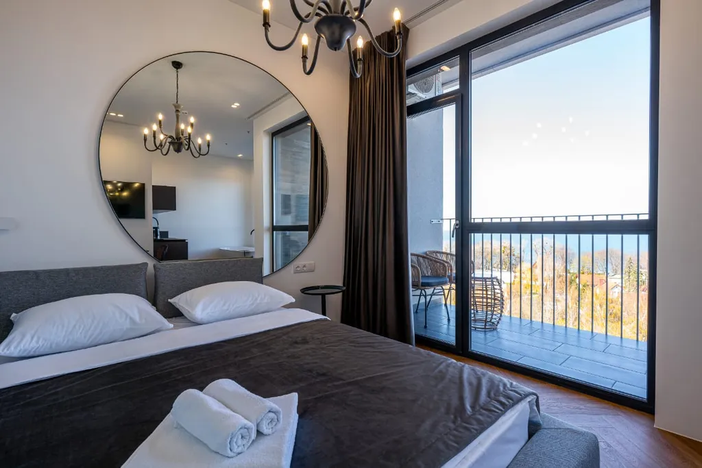 Квартира Апартаменты с ванной у окна и видом на море — аренда посуточно в Светлогорск