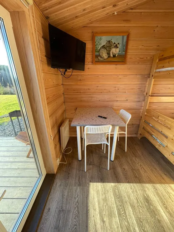 Домик на берегу Ладожского озера