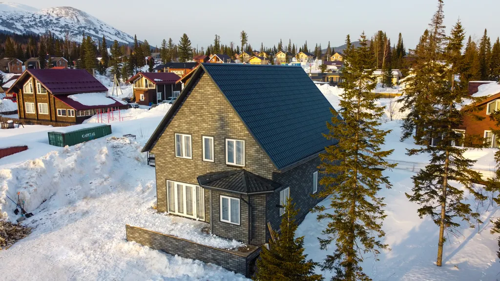 Коттедж Уютный дом с видом на гору Зелёная и сектор В — аренда посуточно в Шерегеш