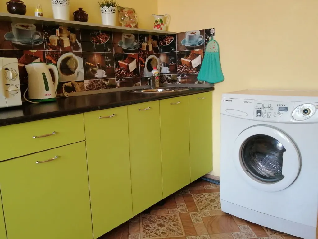 Домашний очаг на улице Артема