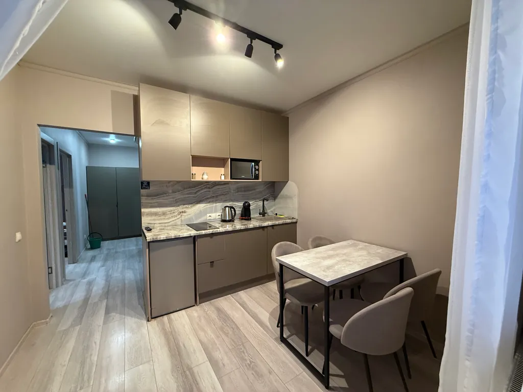 Двушка с евроремонтом и атмосферой загорода