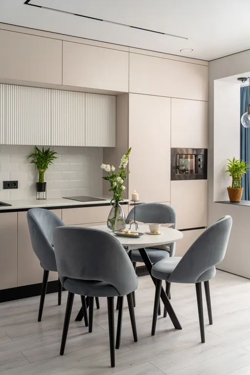 White line 26 — светлая дизайнерская квартира возле парка