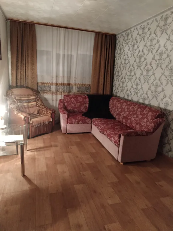 3-комнатная квартира в центре поселка