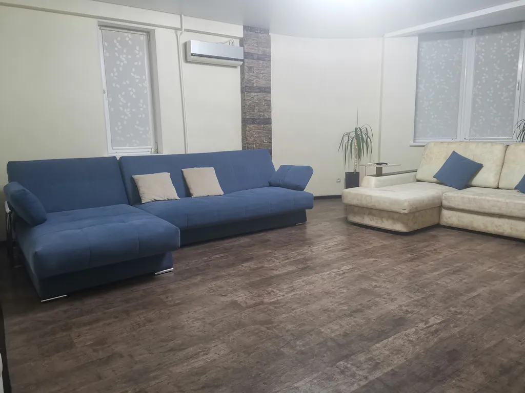 Оренрент двухкомнатная квартира на Просторной