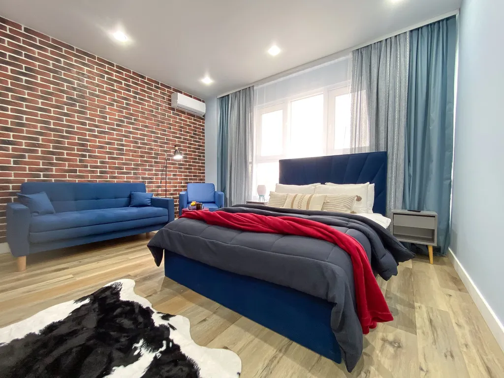 Квартира c ёлочкой в ЖК Аквамарин — аренда посуточно в Ульяновск