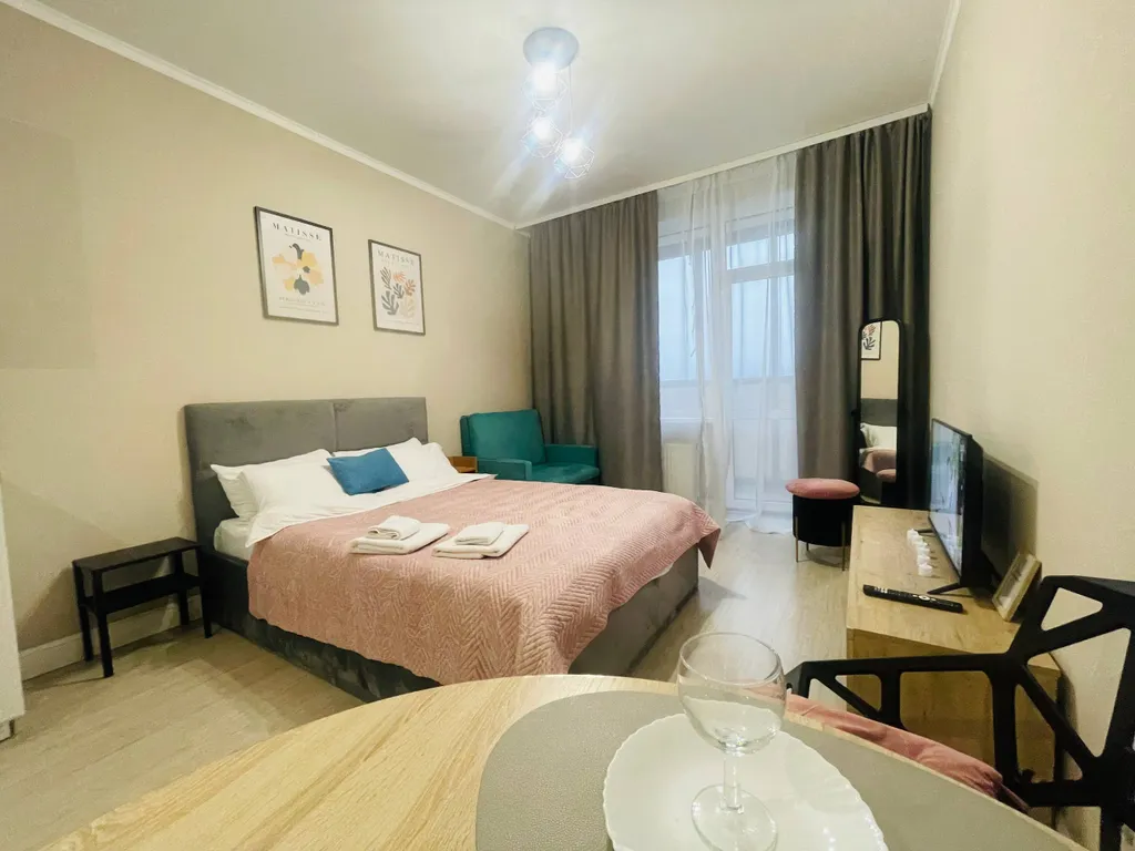 Квартира Квартира Уютная студия для командировочных, пар и пар с детьми — Шушары