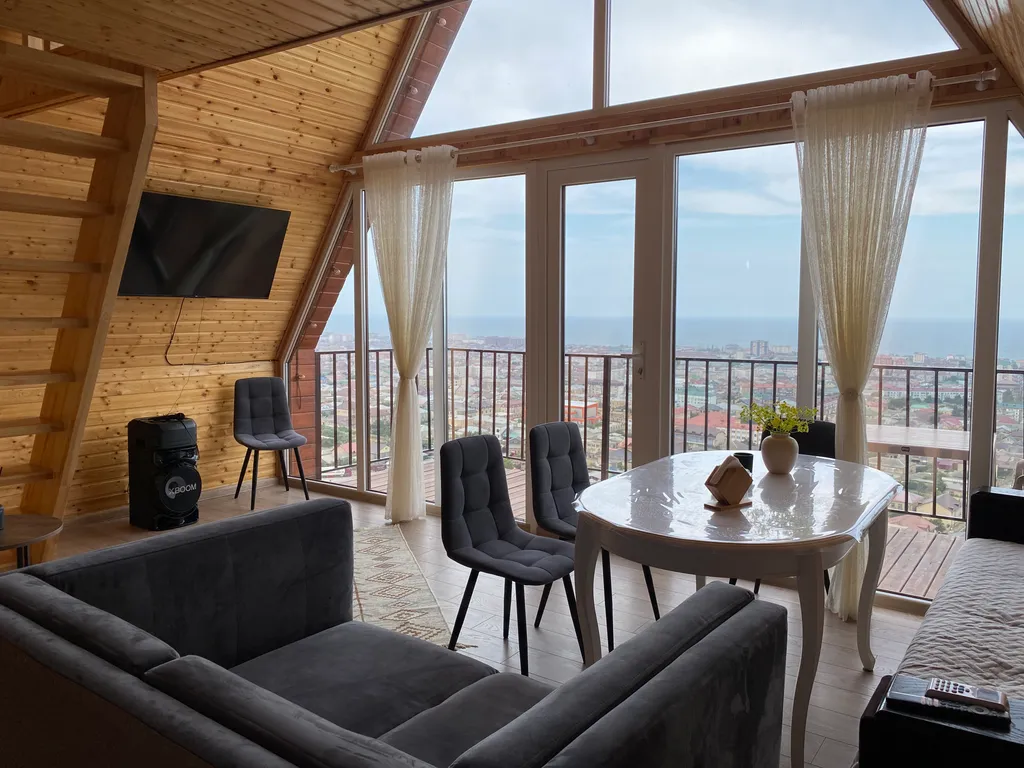 Коттедж с панорамным видом на город