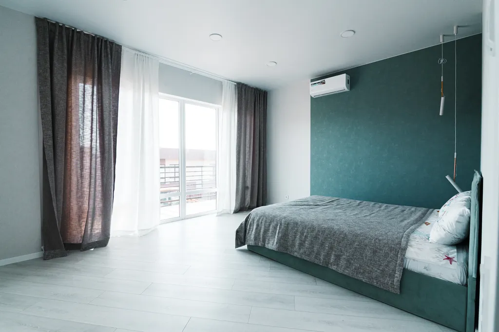 Коттедж Вилла с горячим бассейном для большой компании — Высокое