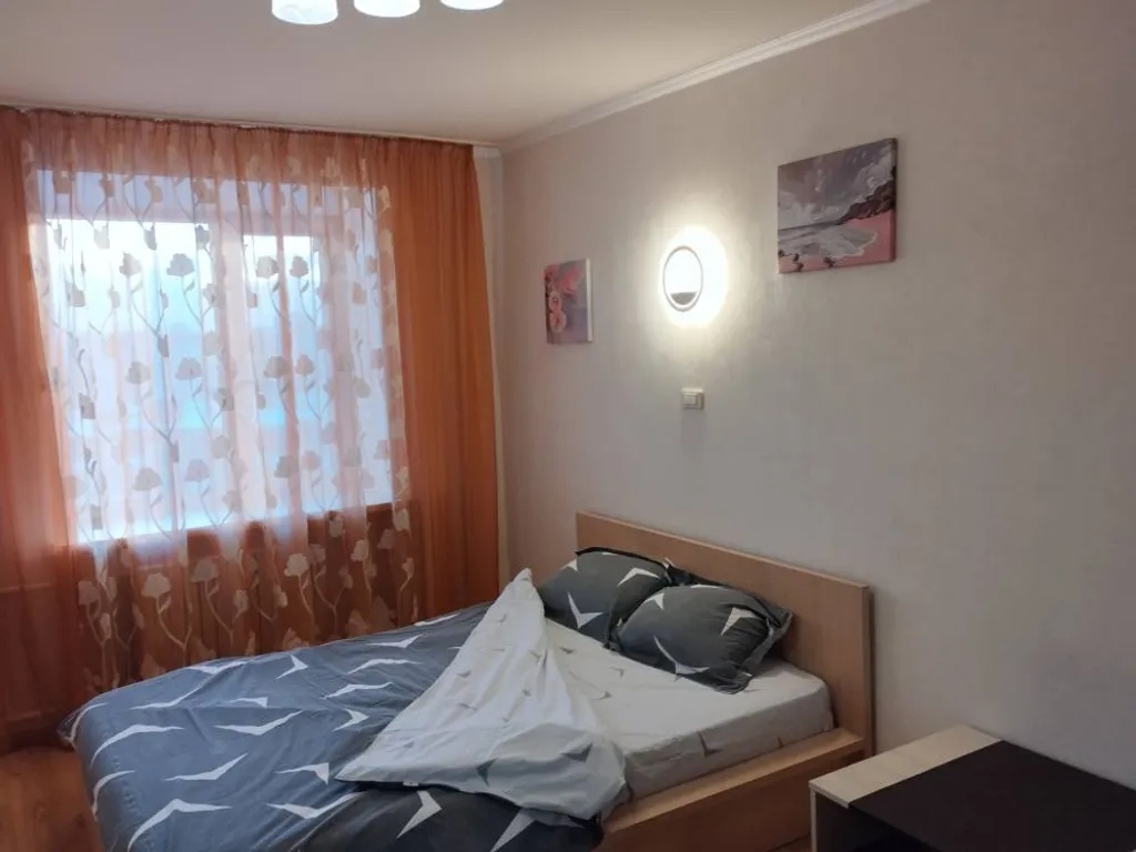 На Ленинградской у Золотого Ключика