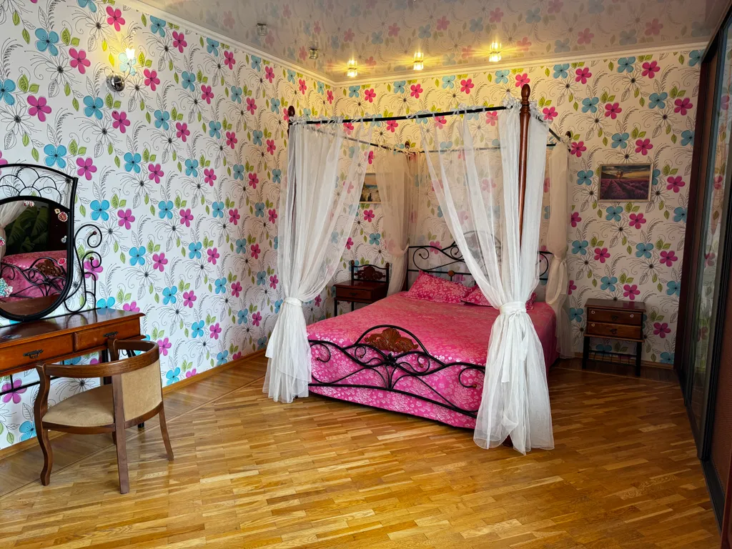 Уютный дом рядом с лесом