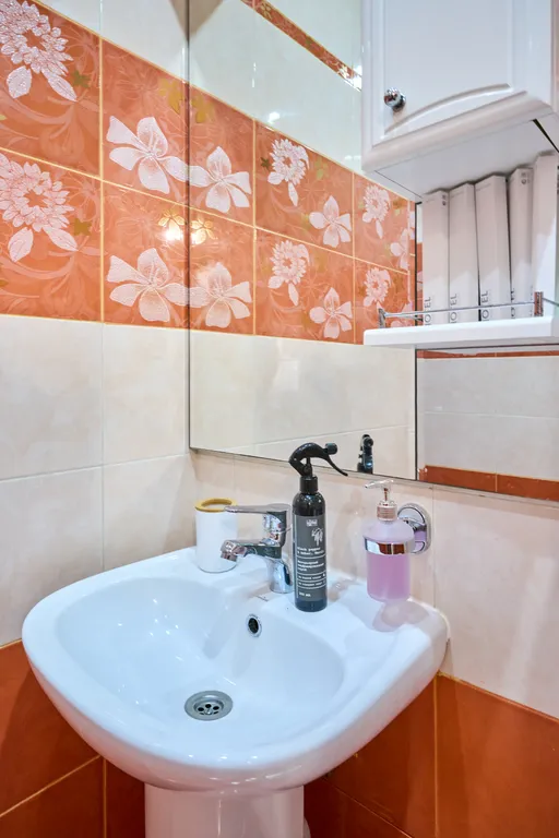 6-комнатный Дом