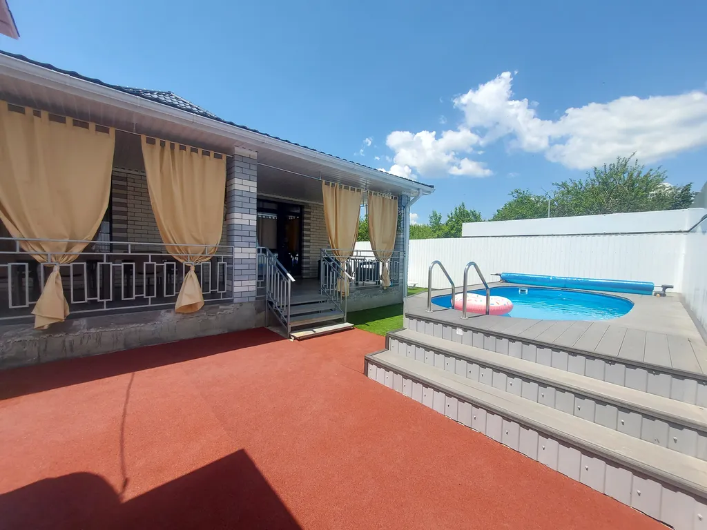 Коттедж Семейная дача — аренда посуточно в Краснодар