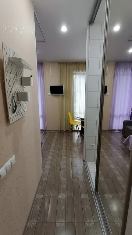 Студия с бассейном, 200 м до моря