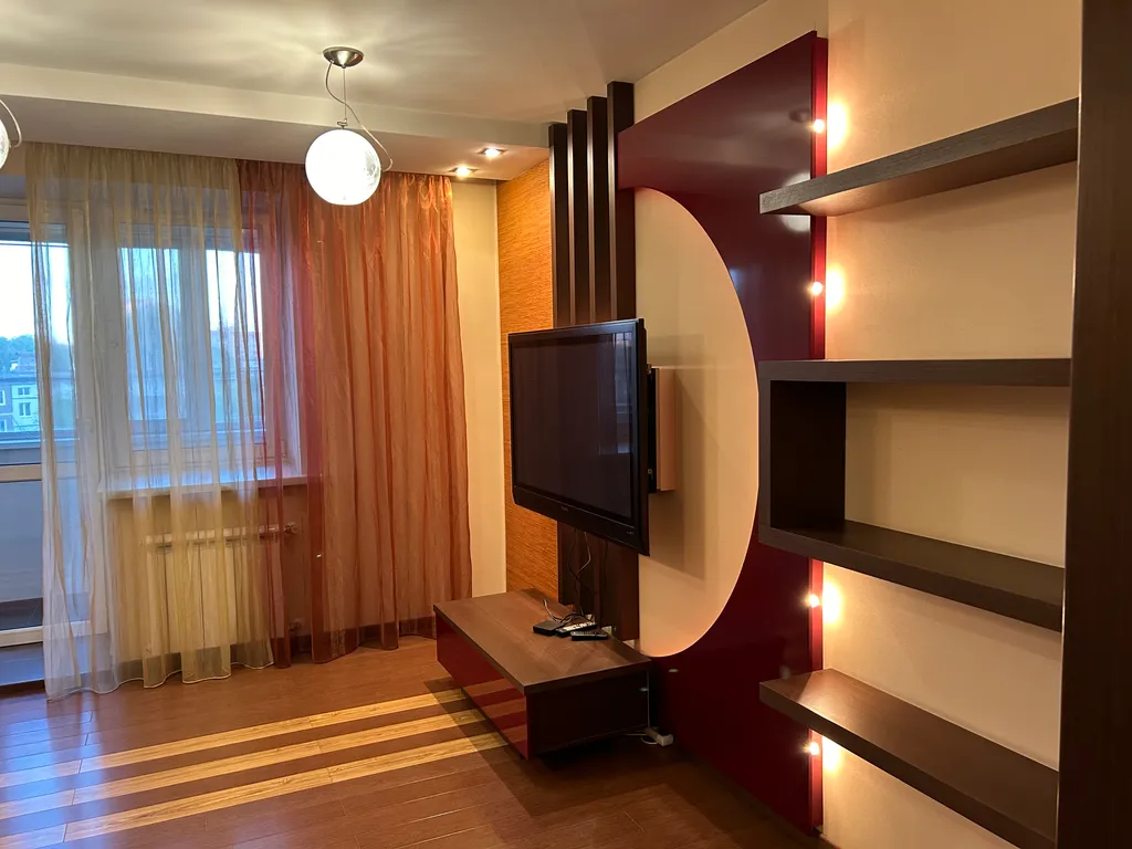 Красивая большая дизайнерская квартира около Чаши и центра