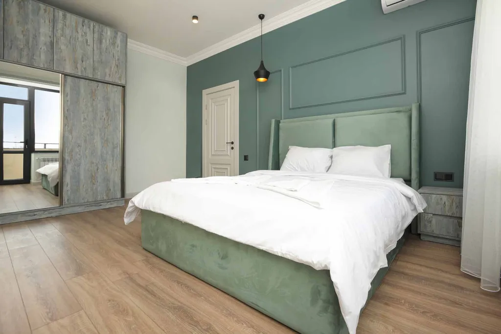 Стильная квартира в 15 мин. ходьбы от площади Республики / Стей Инн