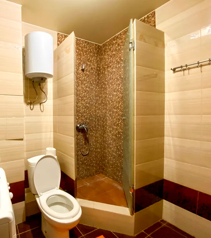 Двухкомнатная квартира с большой кухней