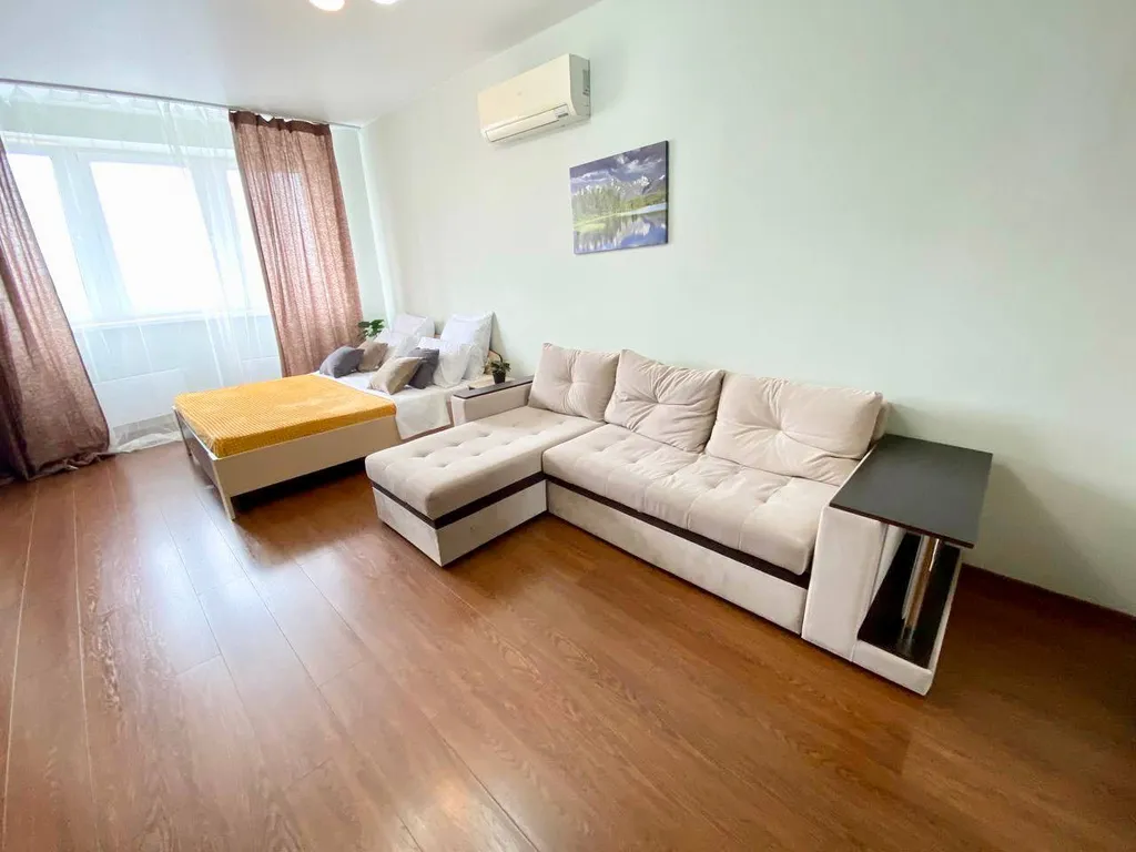 Просторная и уютная студия Санни Дейс