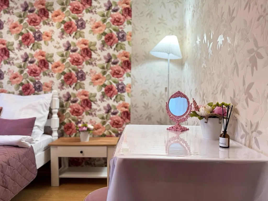 Двухуровневая квартира, бильярд в подарок