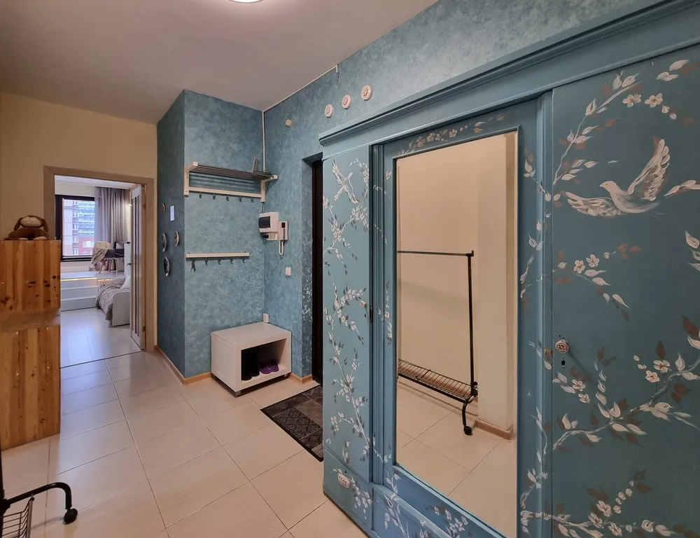 Двухкомнатная квартира с подиумами