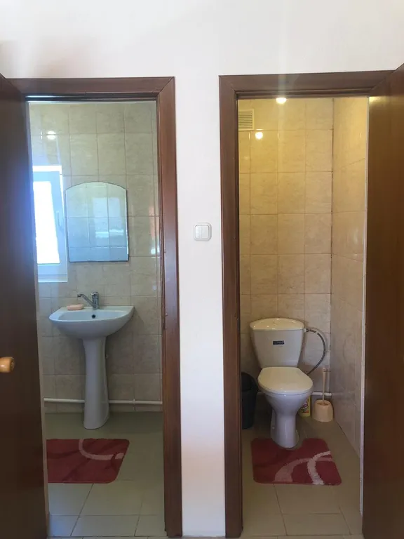 Просторный дом с благоухающим садом у Фаины