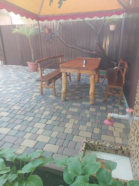 Дом со своим тёплым бассейном