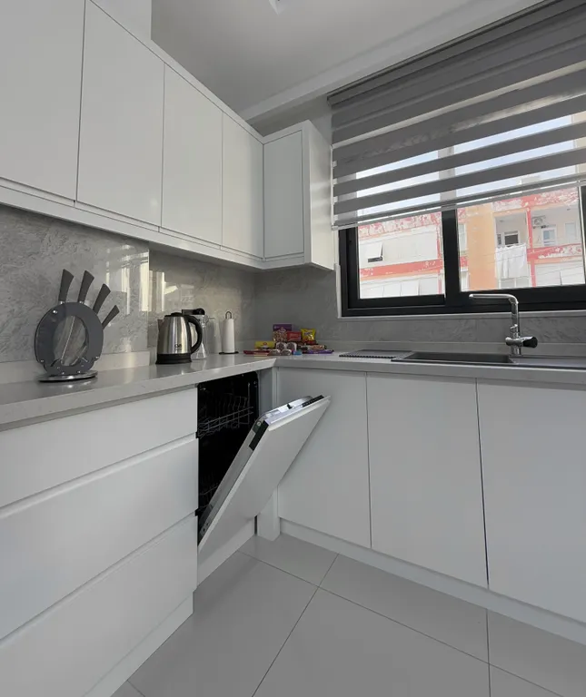 Просторная квартира в 10 минутах от пляжа Клеопатра