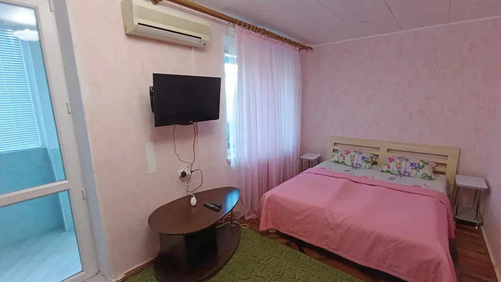 Уютная 2-комнатная квартира ближняя к морю многоэтажка