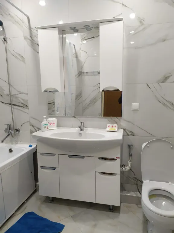 Светлая квартира рядом с морем