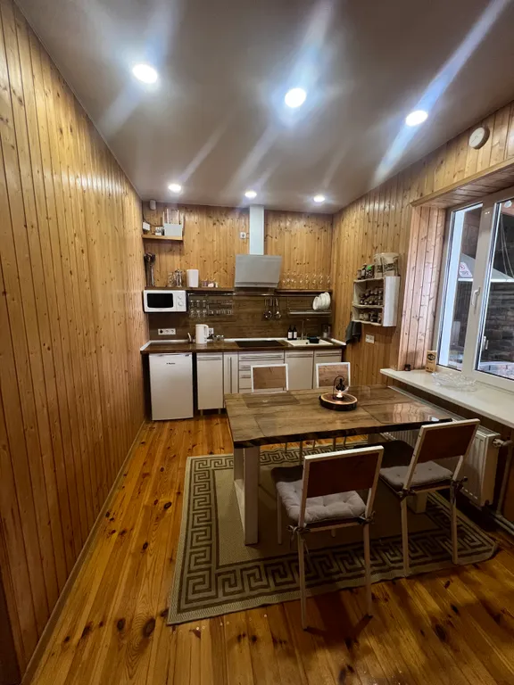 Коттедж Уютный дом с видом на горы — Соколиное