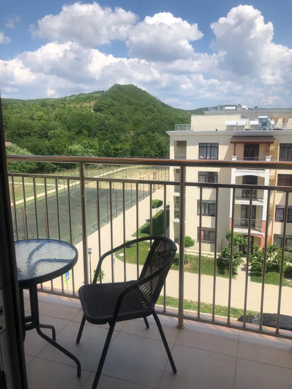 Уютная двушка с видом на горы