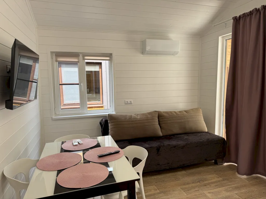 Коттедж Коттедж Барнхаус с террасой и закрытым двором - 7 минут до моря — Геленджик