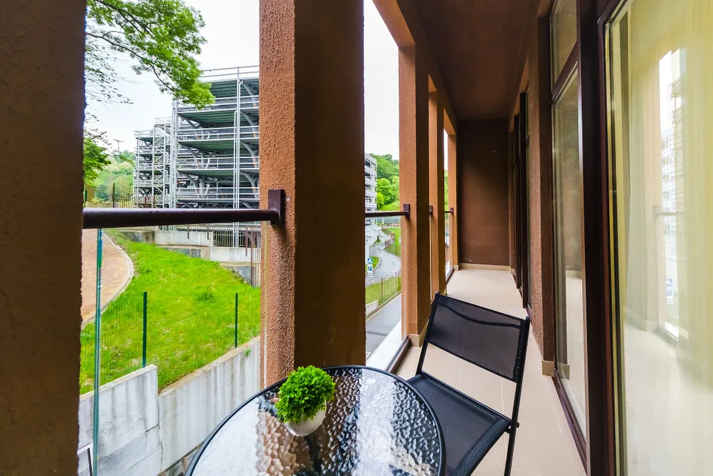 Квартира с видом на зелень и большой лоджией в новом ЖК 800 м от моря