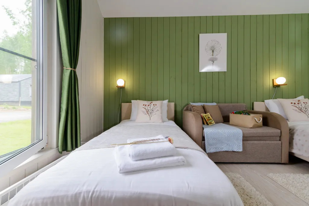 Дом с патио зоной на террасе