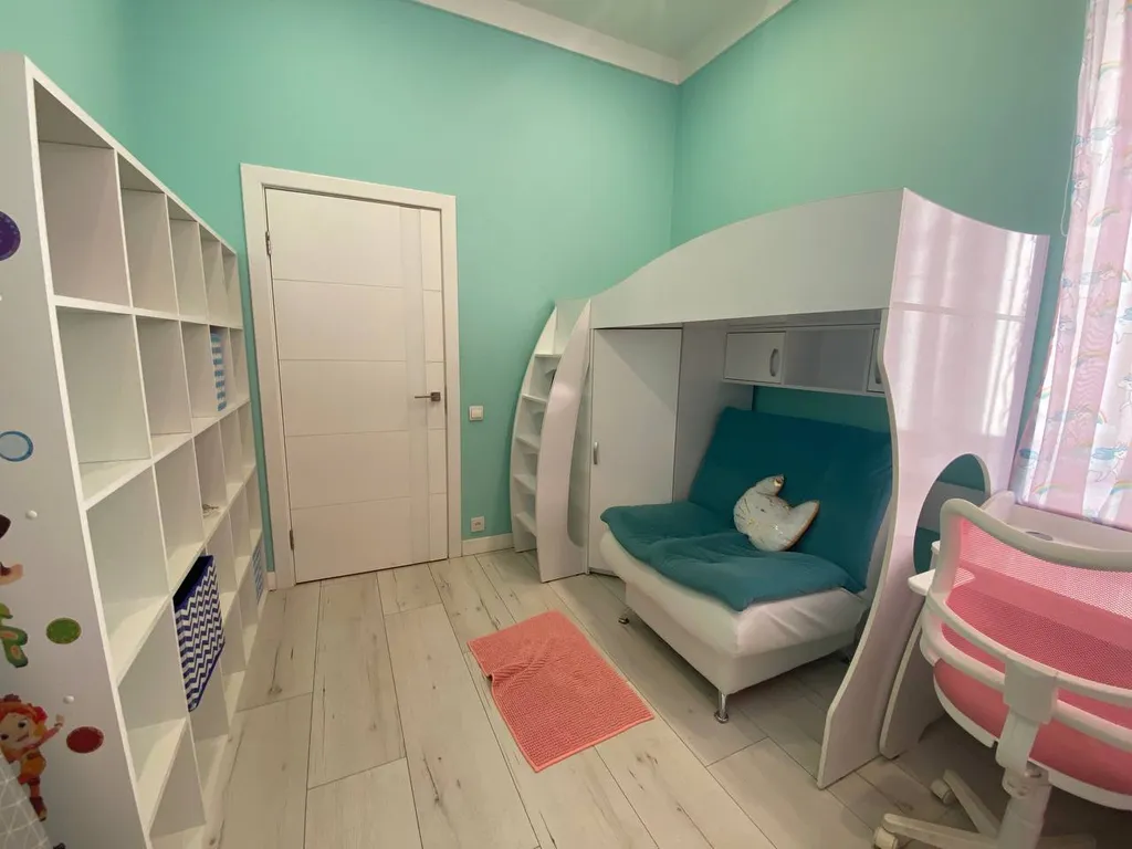 Квартира Уютная трёхкомнатная квартира с видом на Неву — Санкт-Петербург