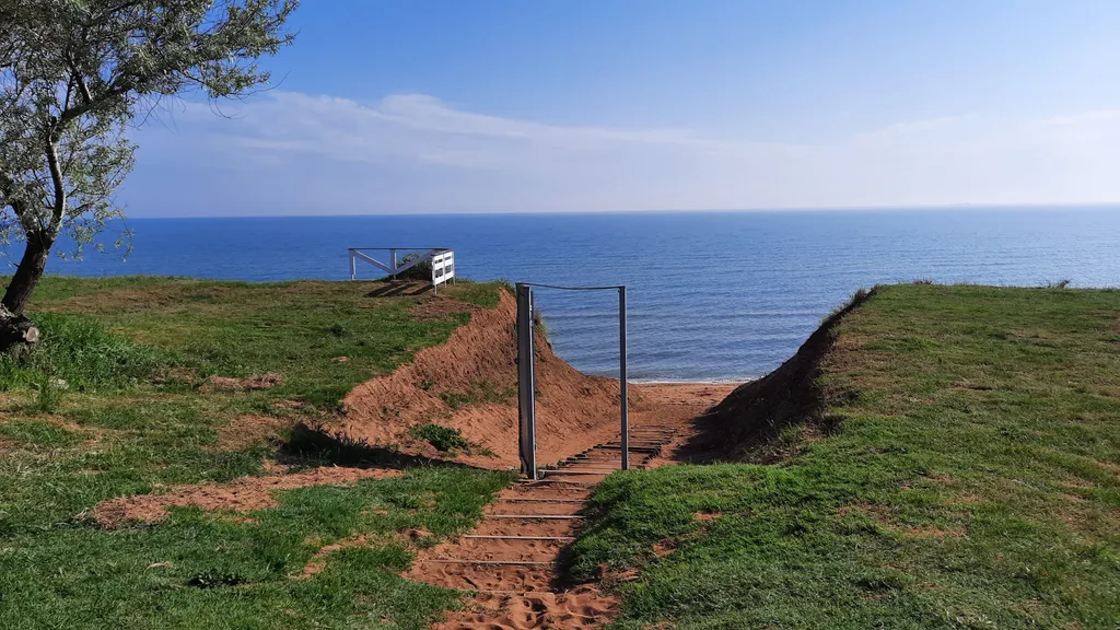 Квартира 1-комнатная Квартира — Кучугуры