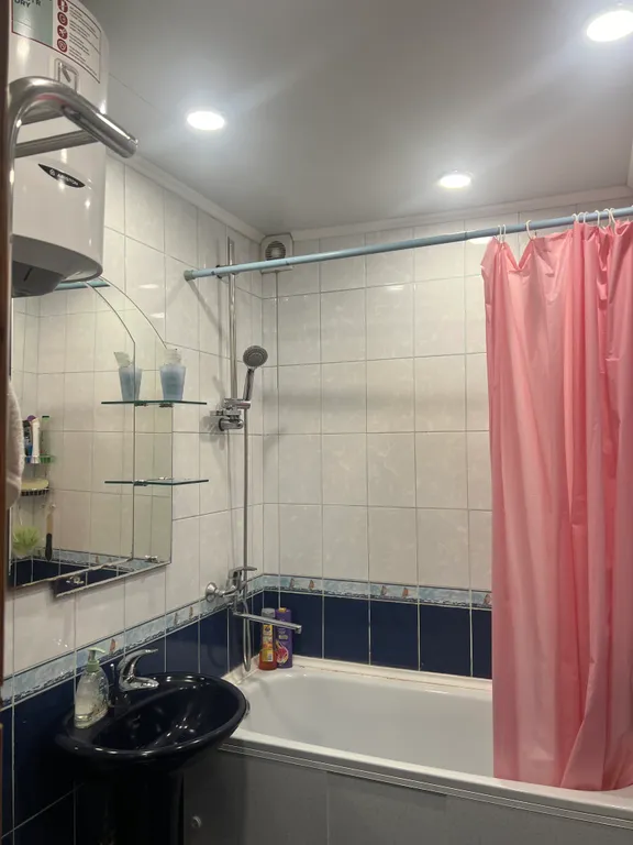 Уютная квартира в одном км от автостанции с видом на бухту