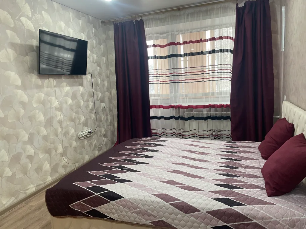 Однокомнатная благоустроенная квартира в центральной части города