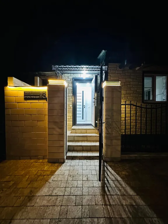 Дом с мангалом