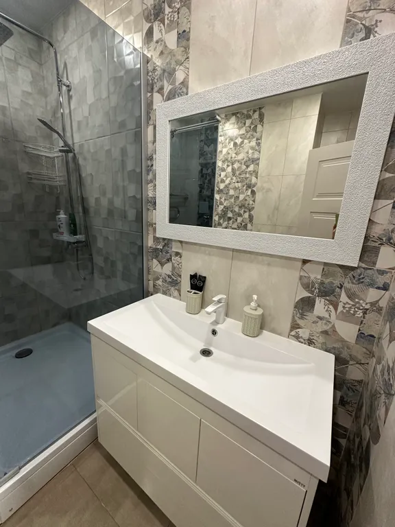 Уютная и чистая квартира студия, с новым ремонтом