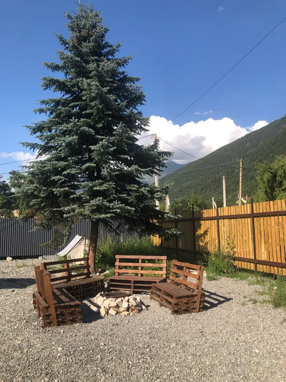 Уютный коттедж с видом на горы