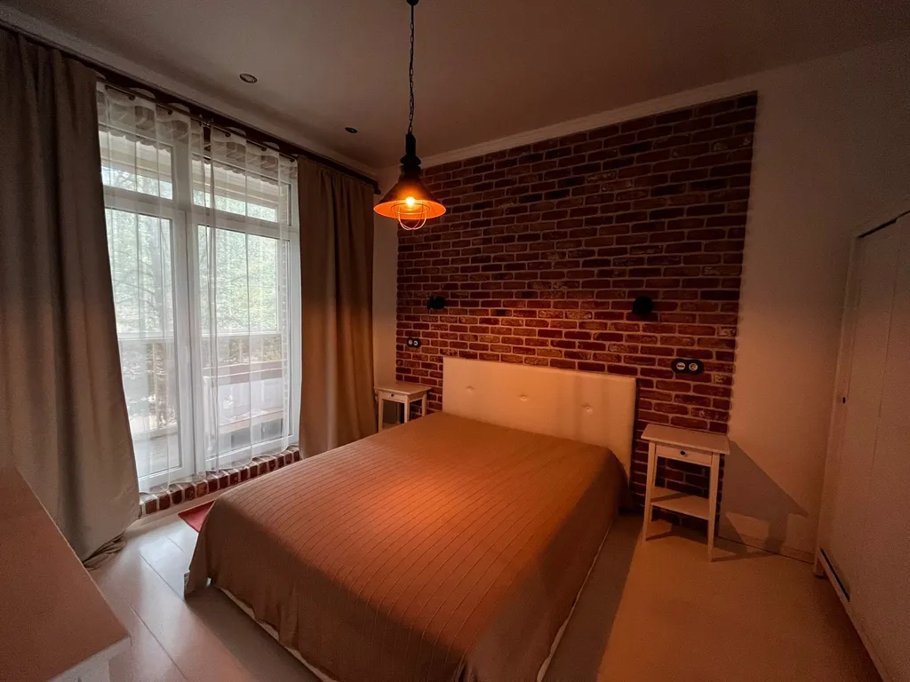 Дизайнерская квартира с великолепным видом на озеро