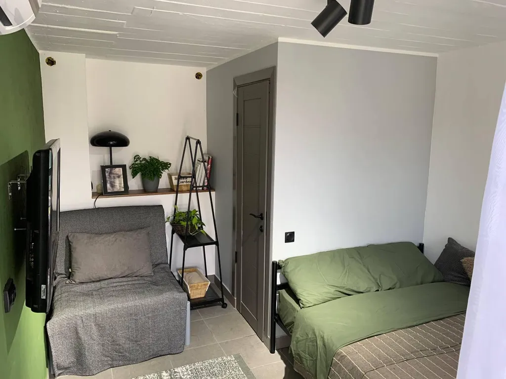 Квартира Уютная комната с верандой — аренда посуточно в Вардане